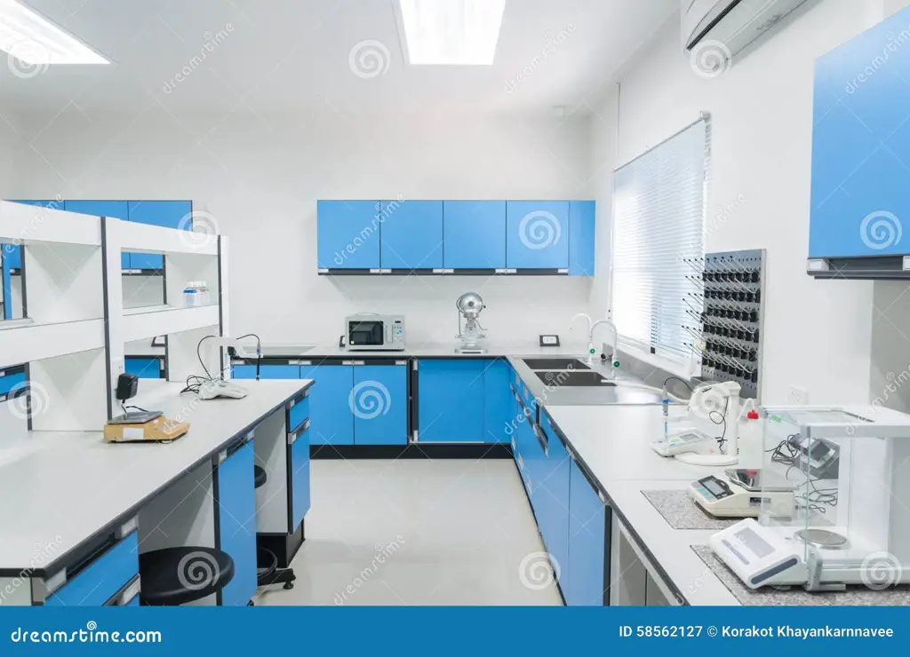 Laboratorium modern di SMA LABSchool