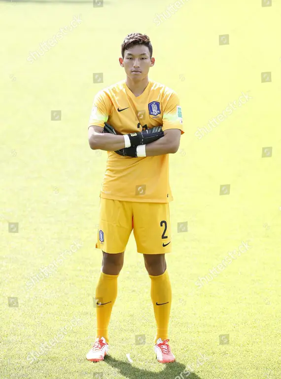 Foto latihan kiper tim nasional sepak bola Korea Selatan