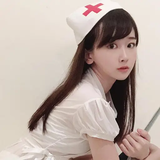 Mitsuki di balik layar syuting film JAV