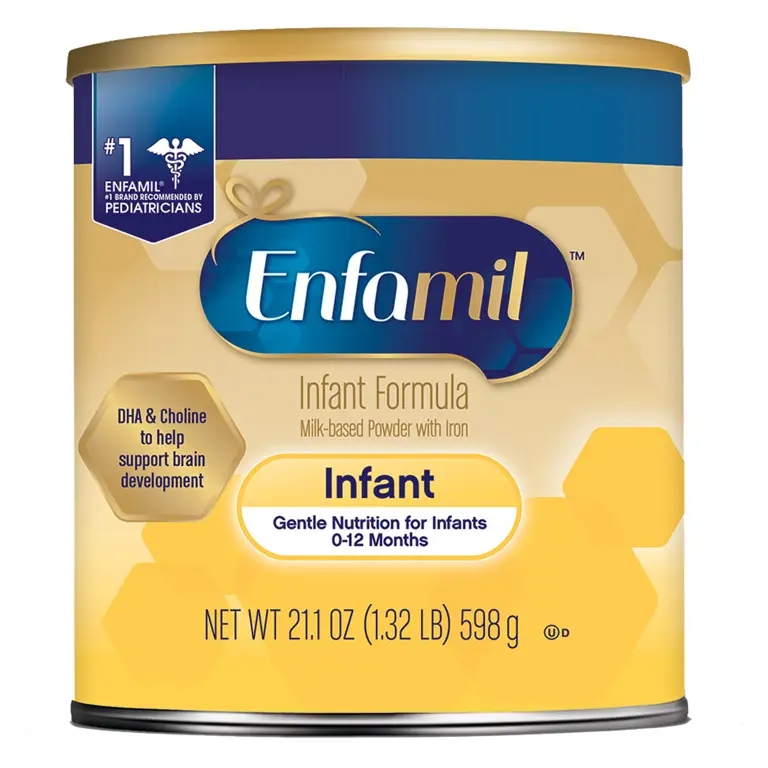 Bayi sedang minum susu formula