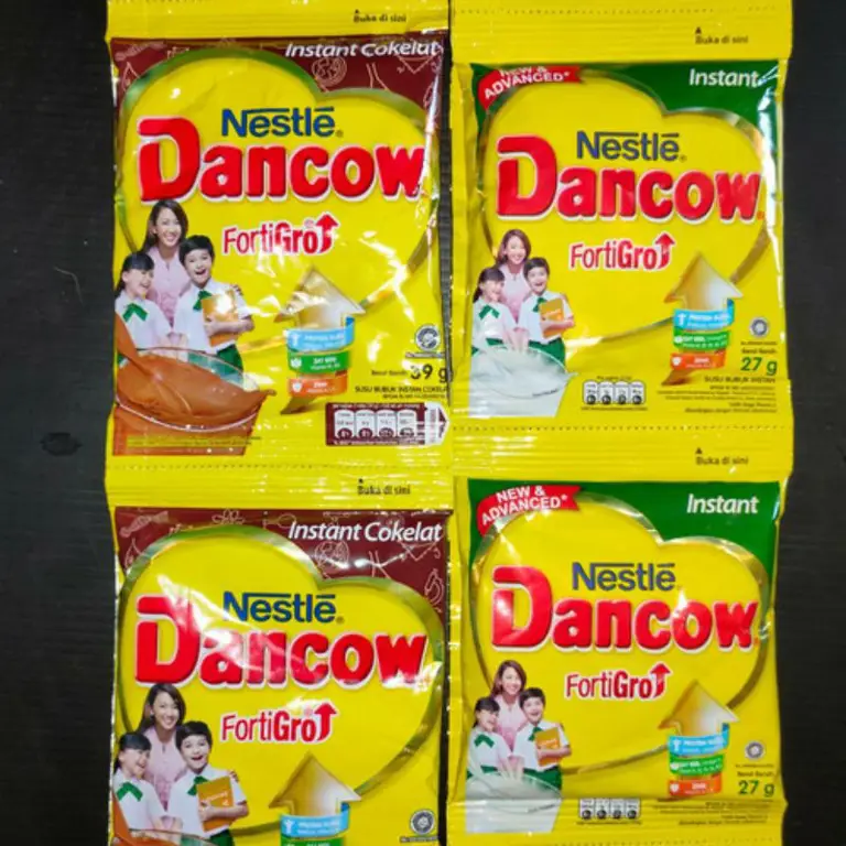 Berbagai macam produk susu Dancow