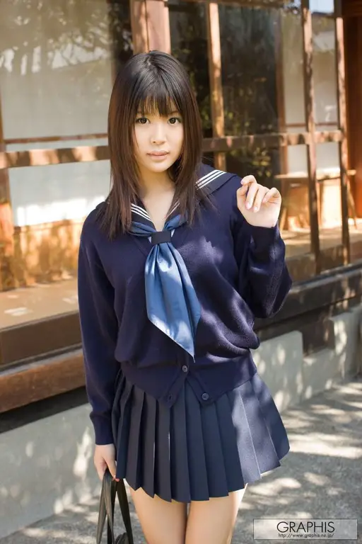 Gambar aman AoI Tsukasa