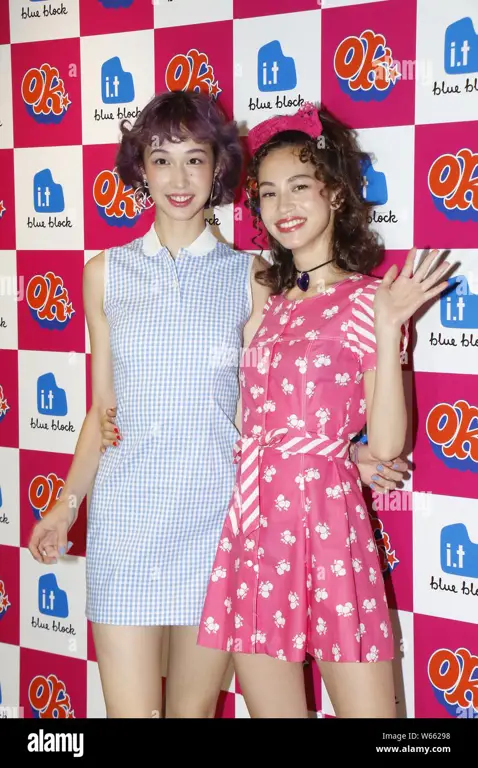 Mizuhara Noa bersama penggemarnya