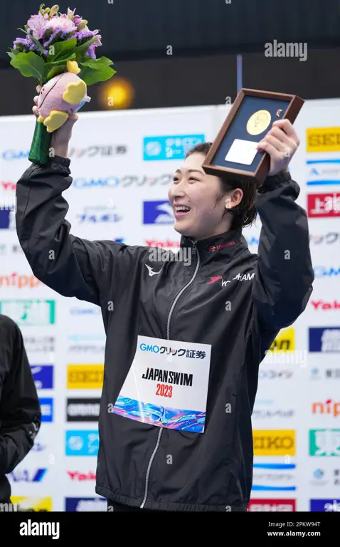 Foto Rikako Inoue di upacara penghargaan