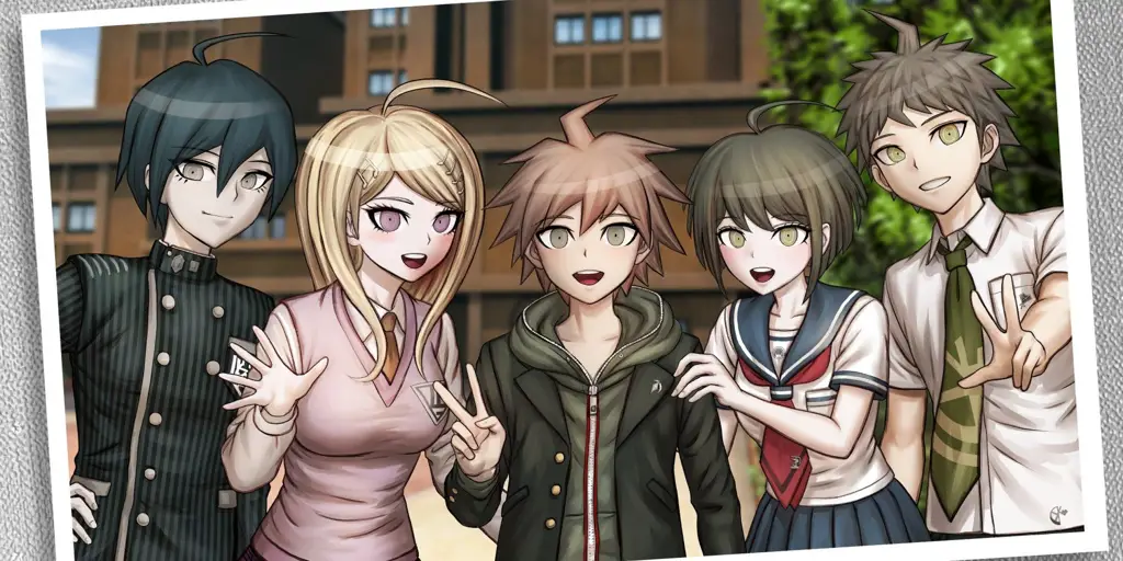 Gambar yang menampilkan Nanako Asahina bersama karakter Danganronpa lainnya