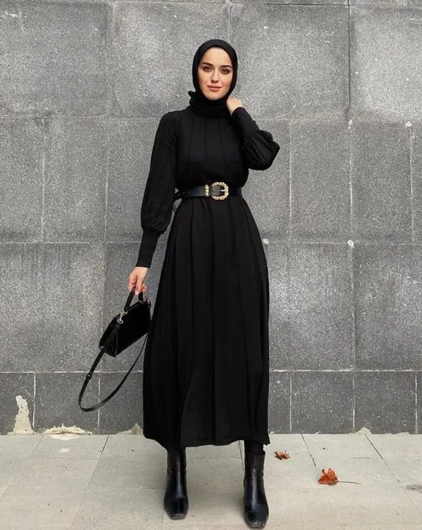 OOTD kemeja hitam hijab: gaya kasual chic dengan jeans dan hijab pastel