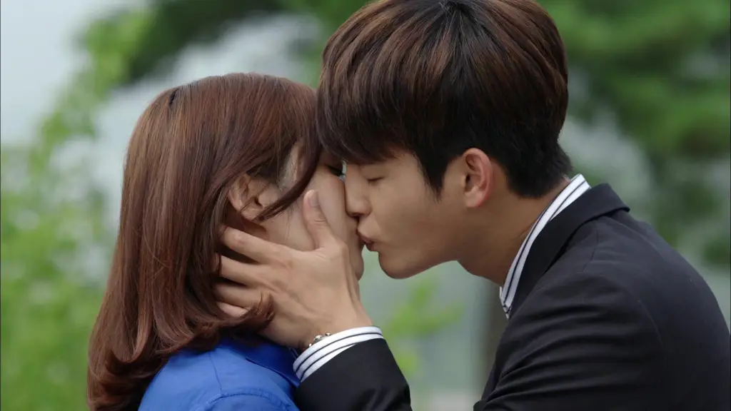 Adegan romantis dalam drama Korea Fireworks of My Heart