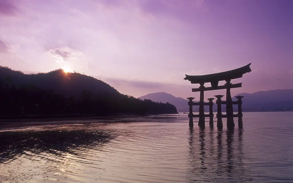 Gambar pemandangan alam Jepang yang indah