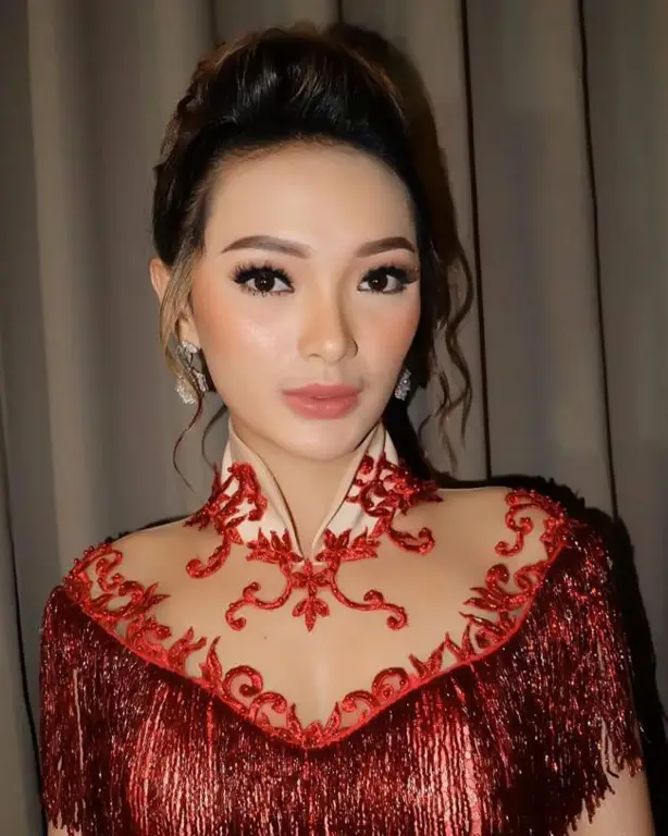 Foto Zaskia Gotik dalam sebuah acara publik