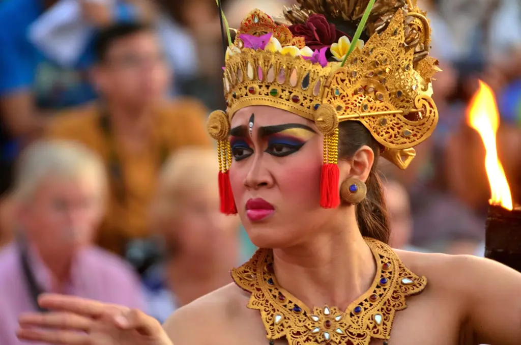 Contoh pencapaian budaya Indonesia