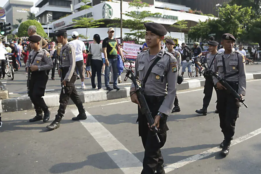 Petugas penegak hukum Indonesia