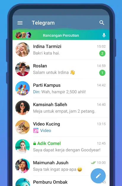 Orang Indonesia menggunakan Telegram