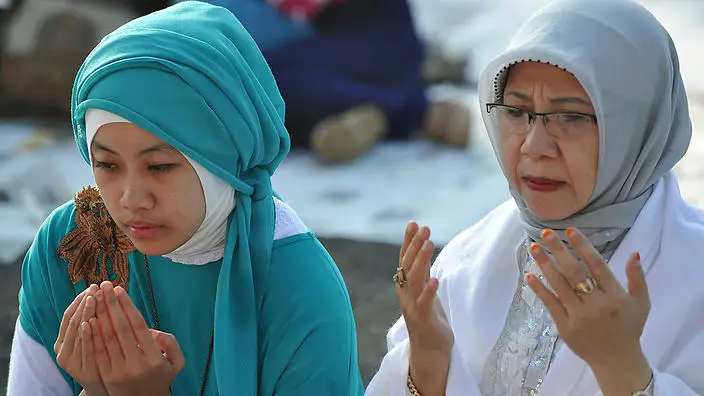 Gambar perempuan muslim di Indonesia