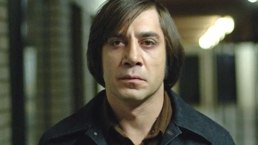 Gambar Javier Bardem sebagai Anton Chigurh dalam film No Country for Old Men