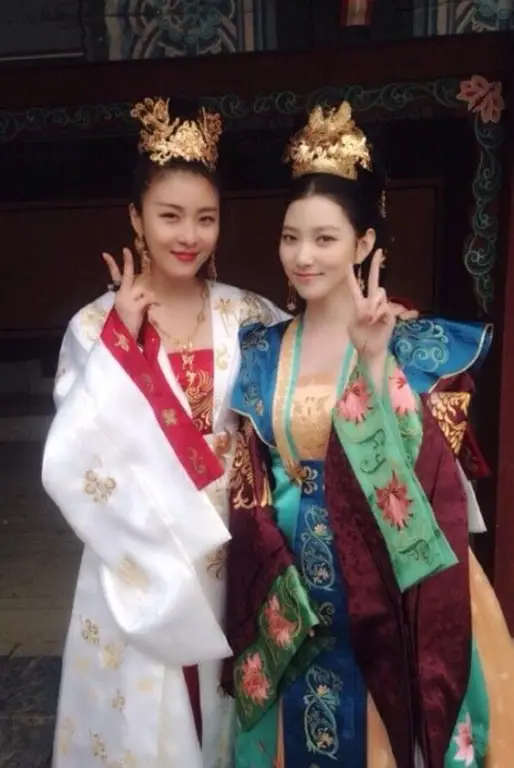 Ha Ji Won sebagai Empress Ki