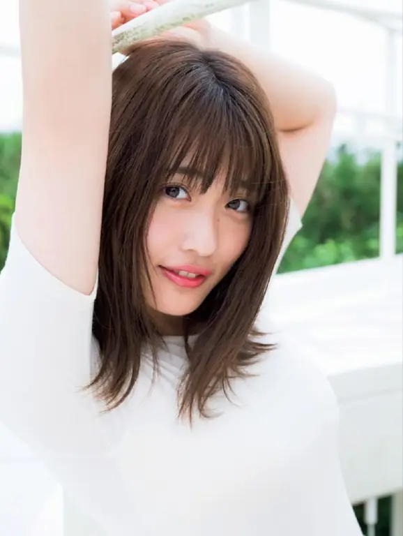 Foto pemotretan Momoka Nishina