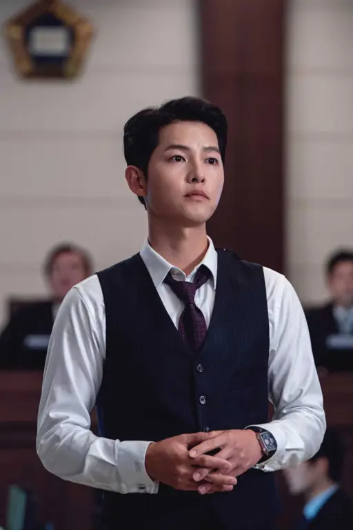 Song Joong Ki sebagai Vincenzo Cassano