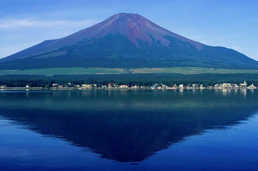 Gunung Fuji di Jepang yang megah