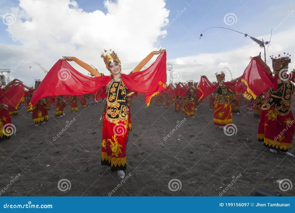 Tari tradisional Banyuwangi yang indah