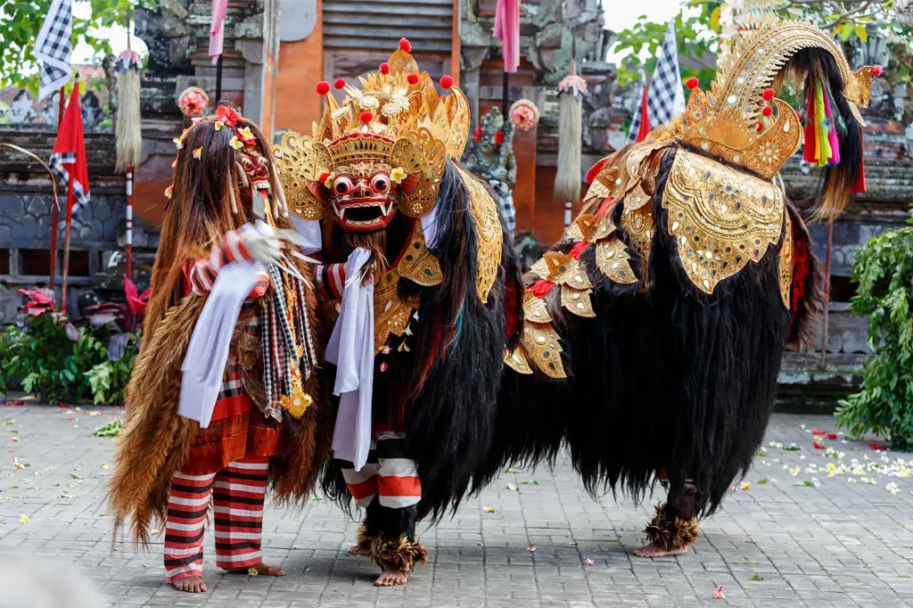 Tari tradisional Indonesia