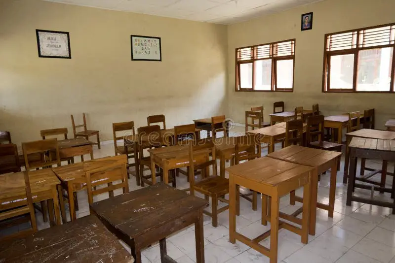 Ruang kelas siswa SMP di Indonesia