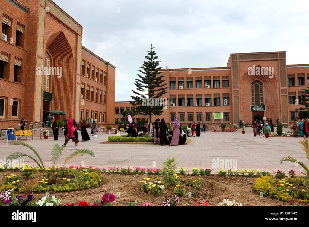 Kampus SMP Islam yang Asri