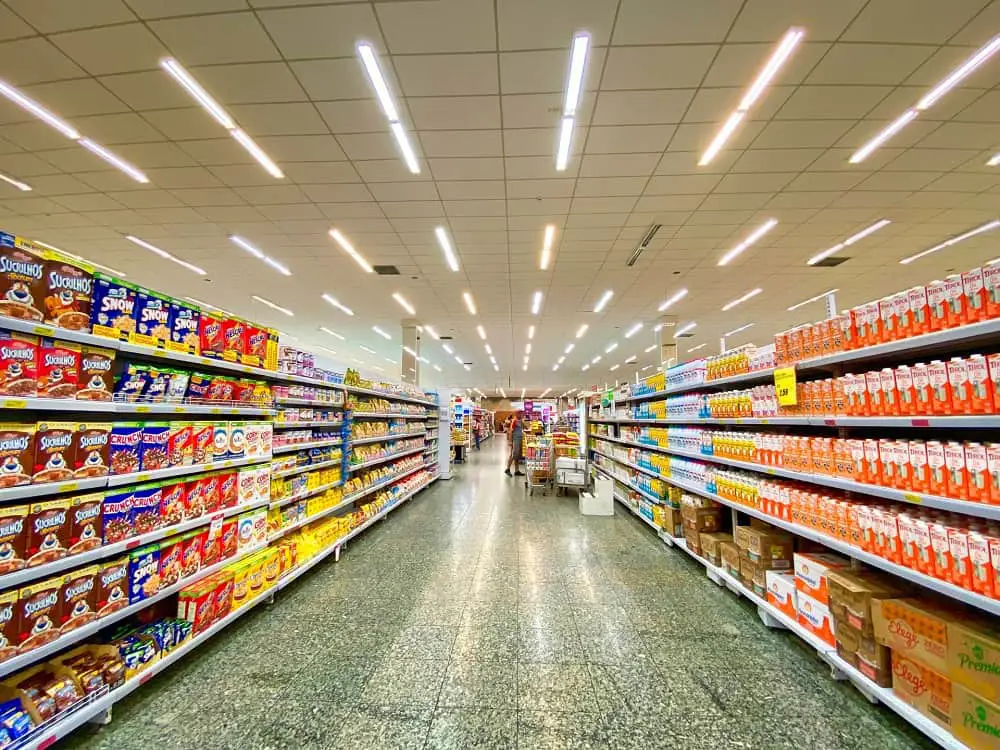 Interior Supermarket Super Indo di Parangtritis