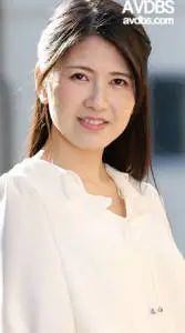 Sumire Sakamoto sedang bekerja