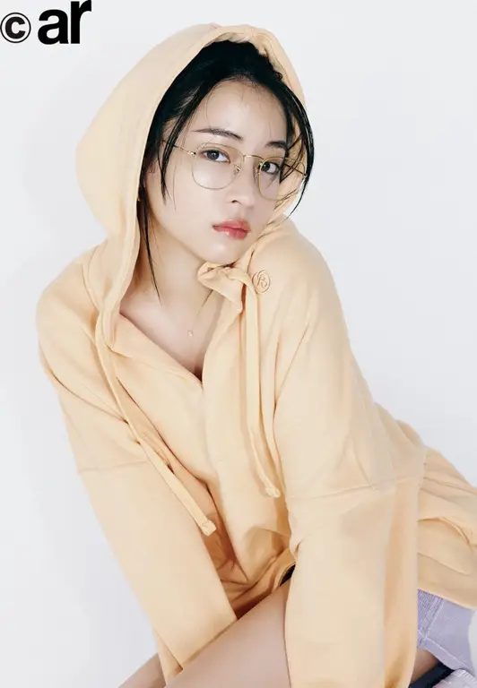 Foto pemotretan Suzu Hirose