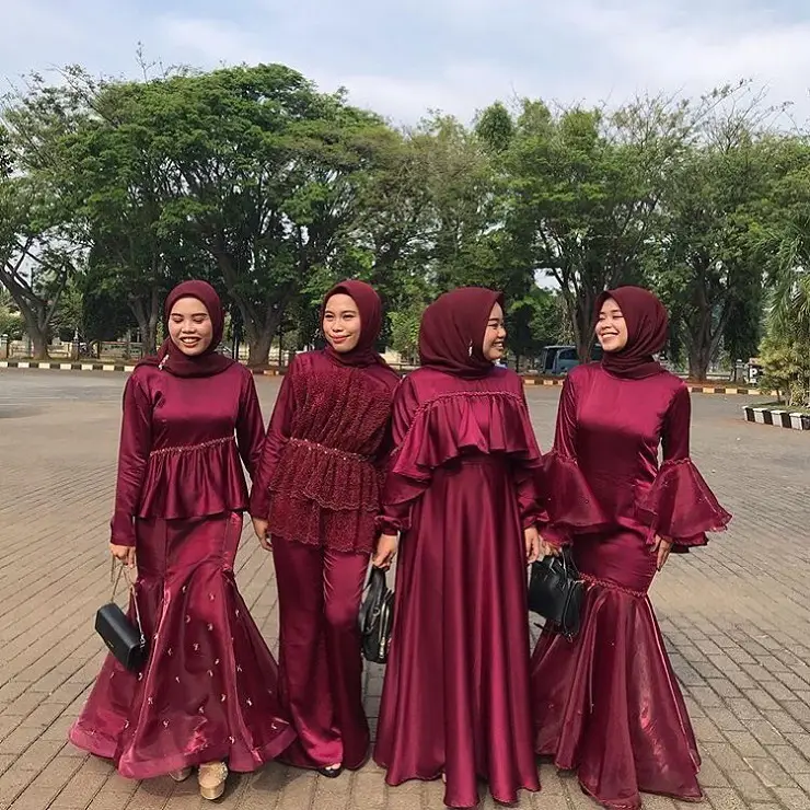 Ootd Baju Bridesmaid Hijab Elegan