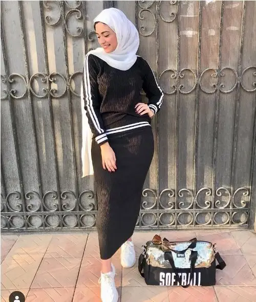 Ootd hijab kasual nonton bola