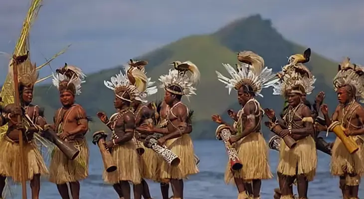 Gambar tarian tradisional Papua