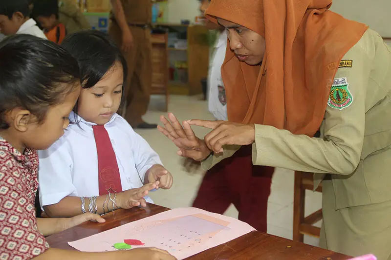 Teknologi dan pendidikan di Indonesia