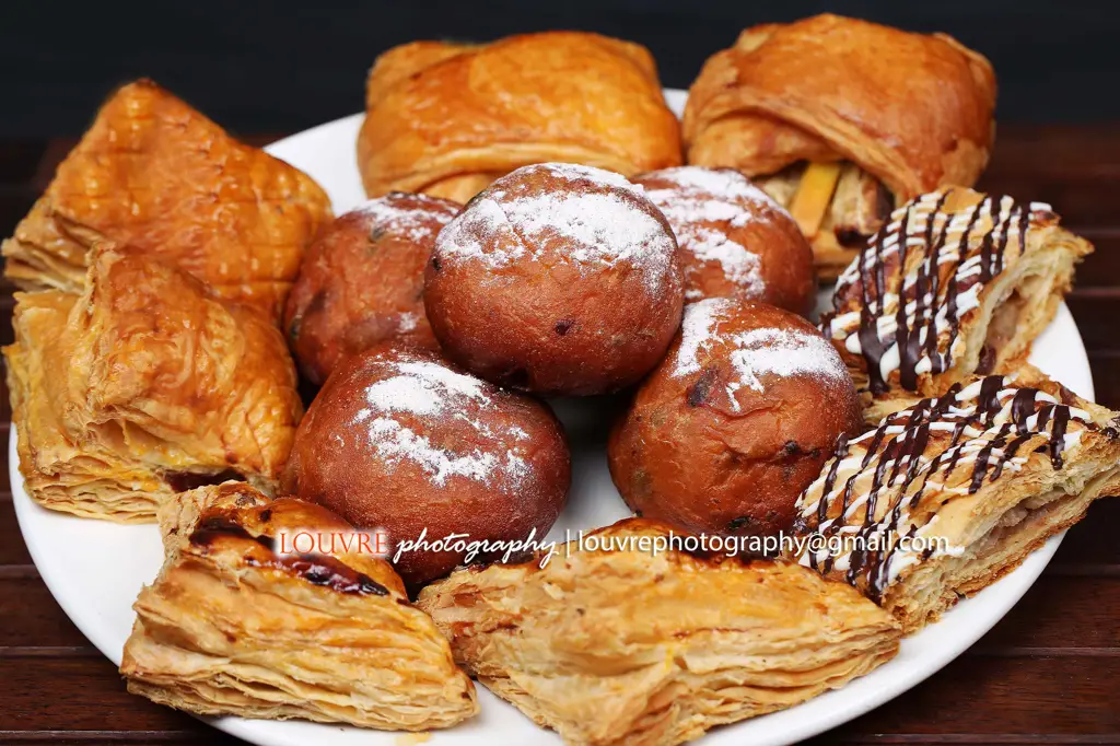 Detail tekstur dan bentuk kue kontol