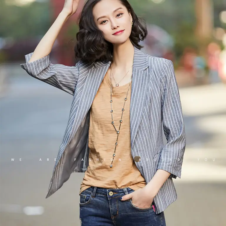 Tren model blazer wanita Korea terbaru yang sedang populer