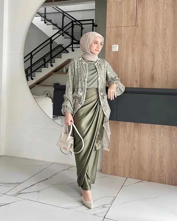 Beragam model kebaya hijab modern yang stylish dan kekinian