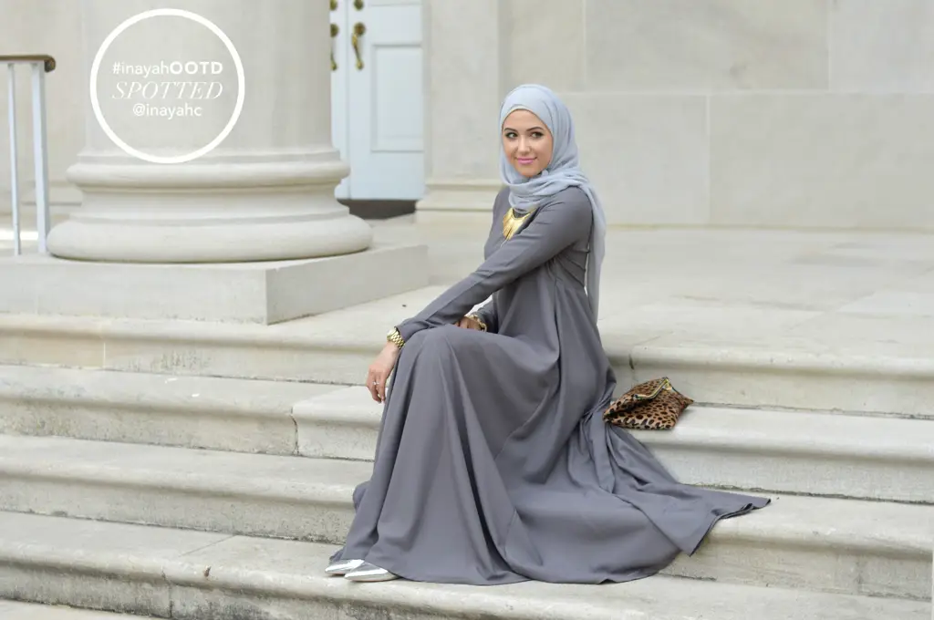 Tutorial memakai hijab ash grey