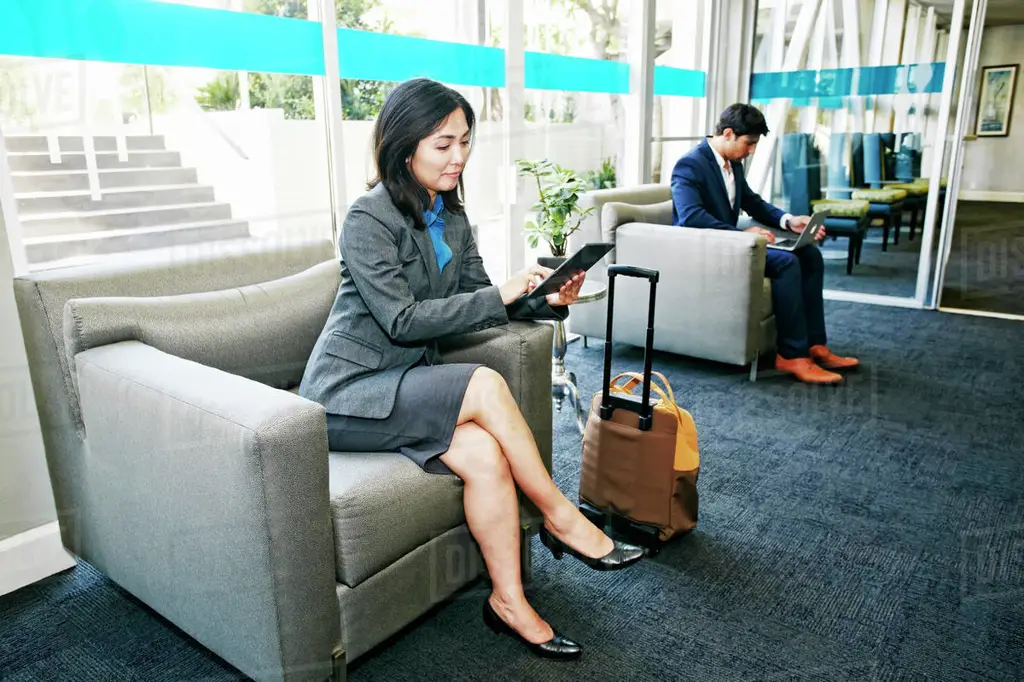 Wanita bisnis Jepang di kantor